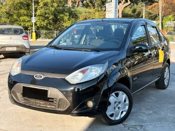 FORD FIESTA 1.6 MPI CLASS SEDAN 8V FLEX 4P MANUAL FORD FIESTA 1.6 MPI CLASS SEDAN 8V FLEX 4P MANUAL